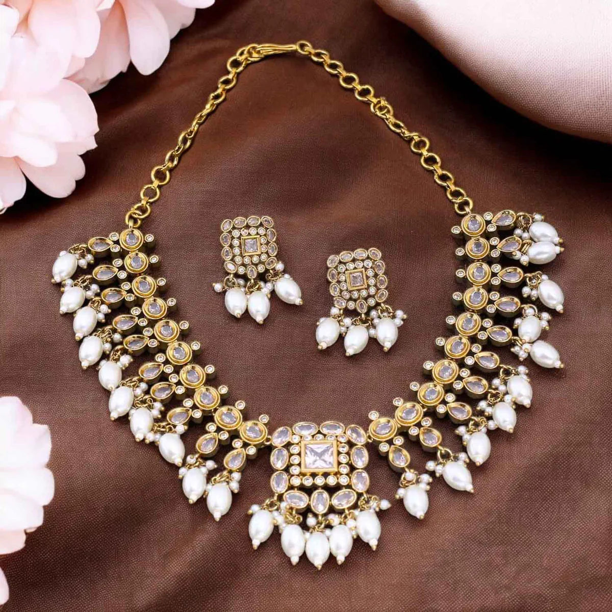 Ivory Yuska Victorian Jewellery Set - New Arrival