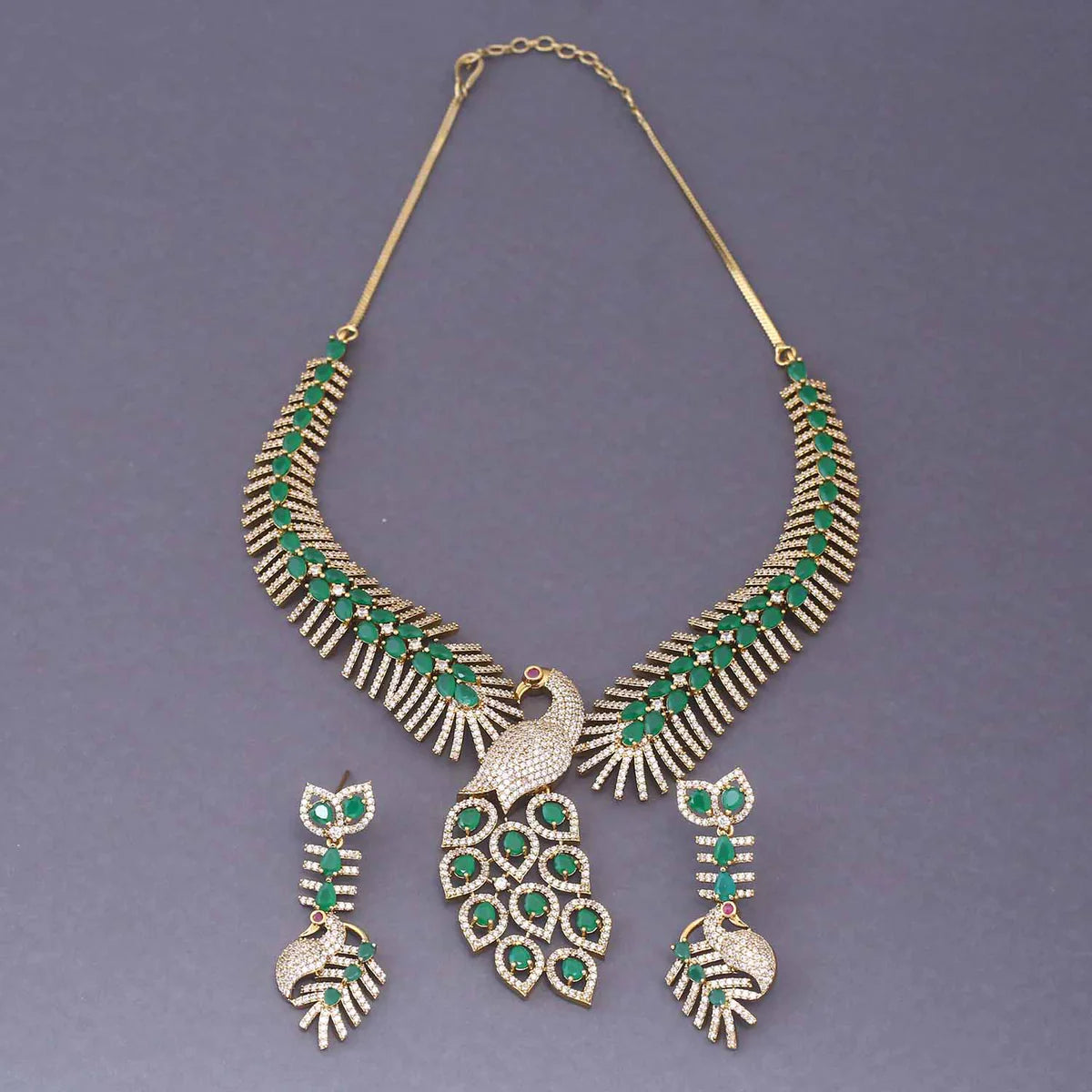 Emerald Kiyana Victorian Jewellery Set - New Arrival