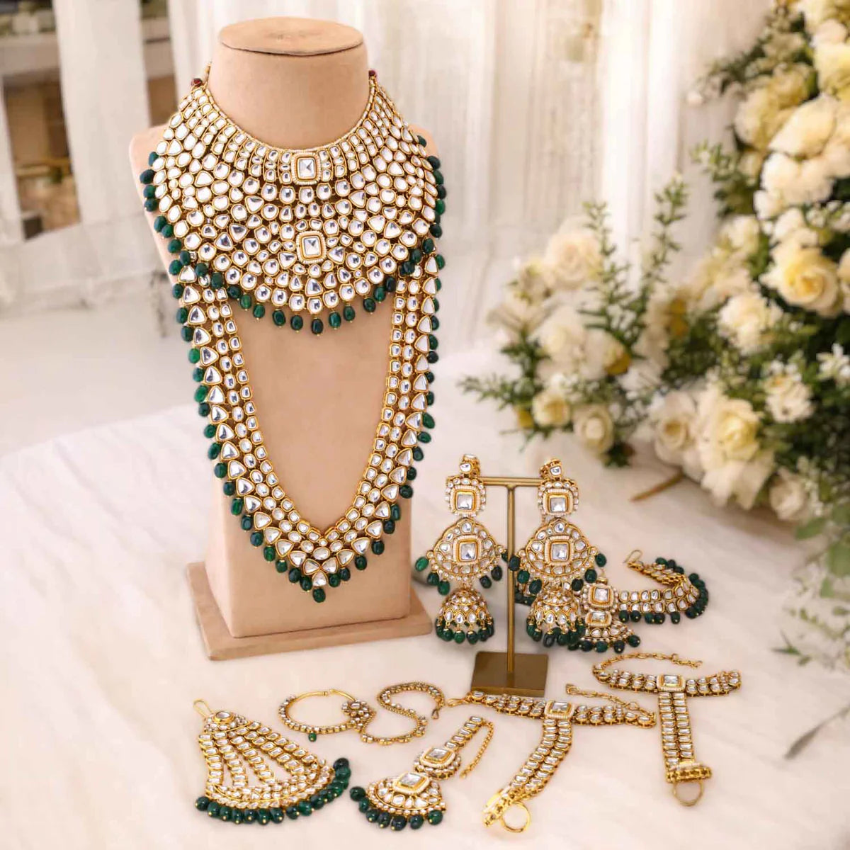 Emerald Vishalakshi Bridal Jewellery Set