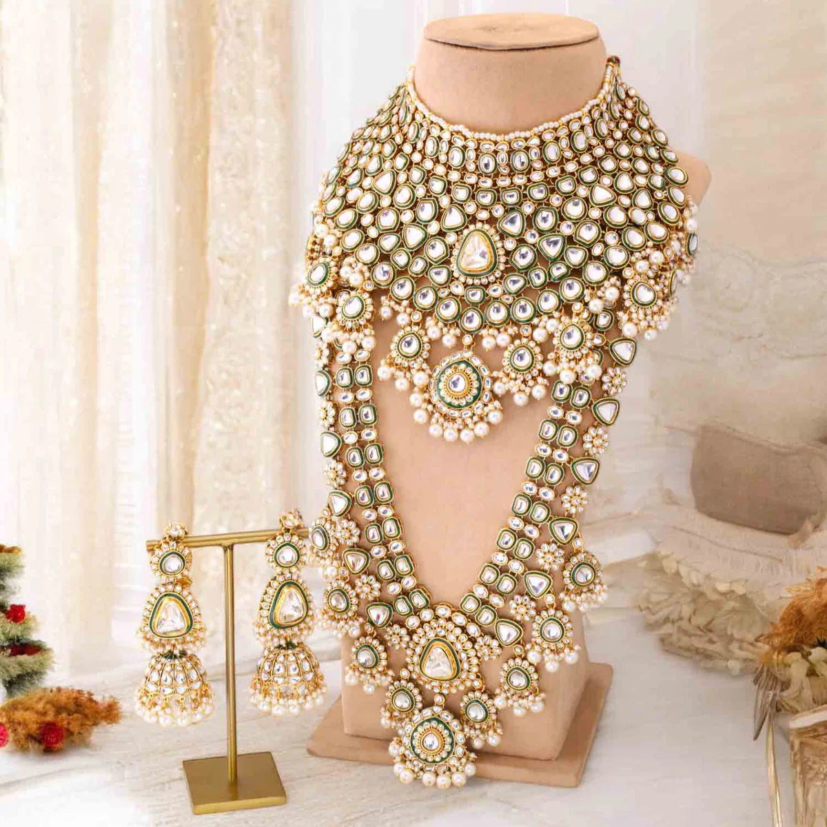 Ivory Annuja Bridal Jewellery Set